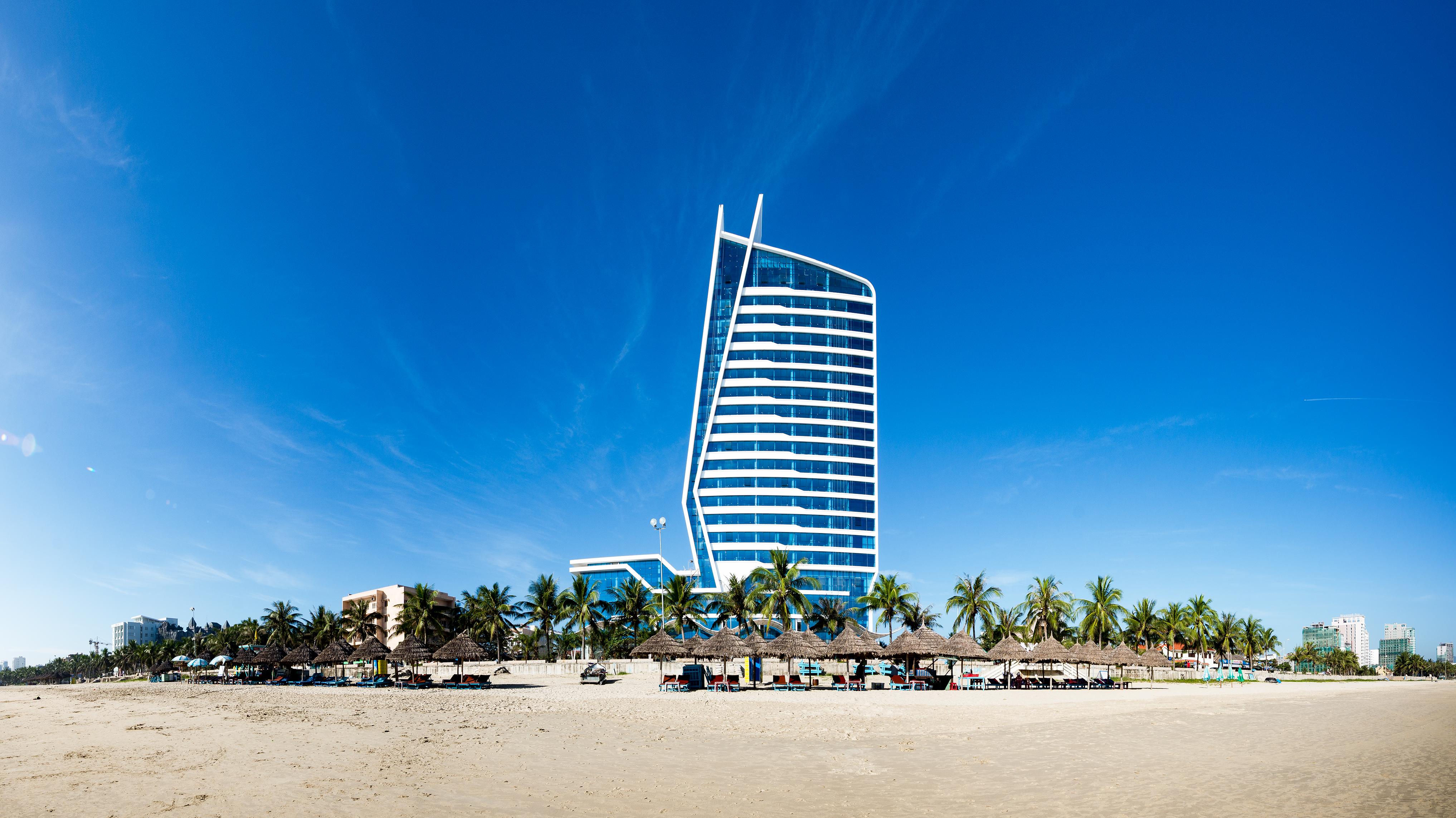 Grand Tourane Hotel Дананг Екстер'єр фото