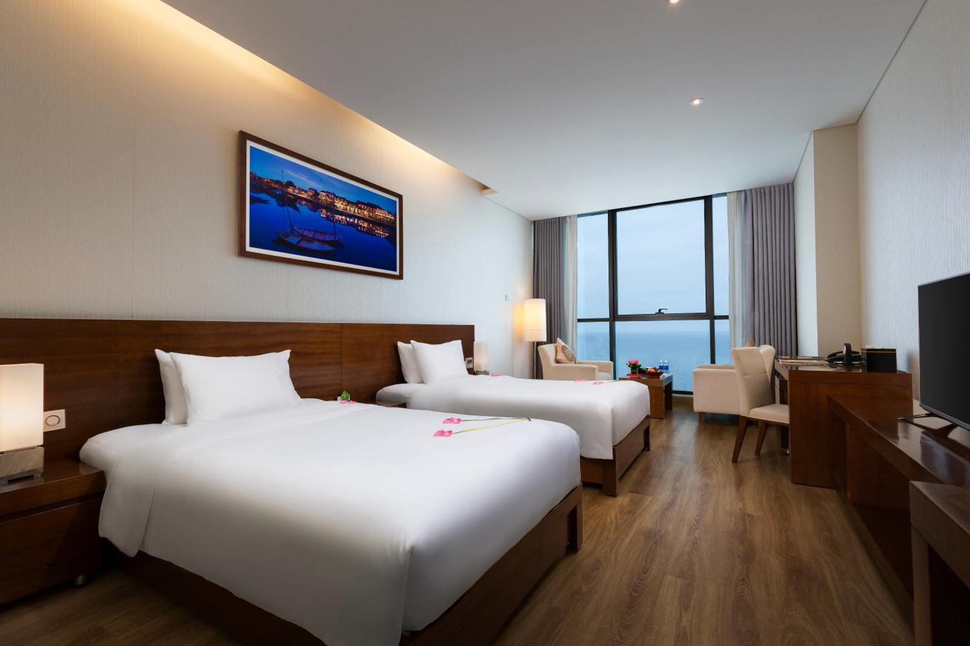 Grand Tourane Hotel Дананг Екстер'єр фото