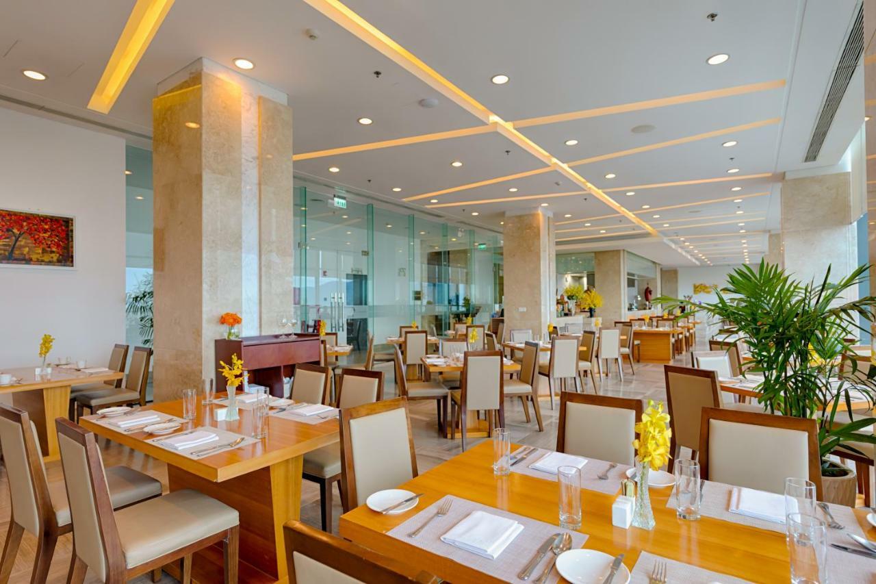 Grand Tourane Hotel Дананг Екстер'єр фото